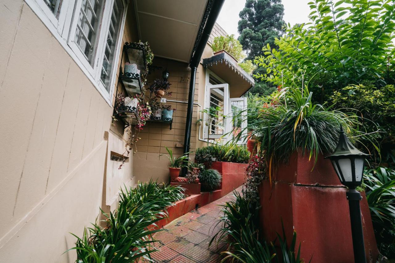 Rock Cliff Home Stay Shillong Exterior foto